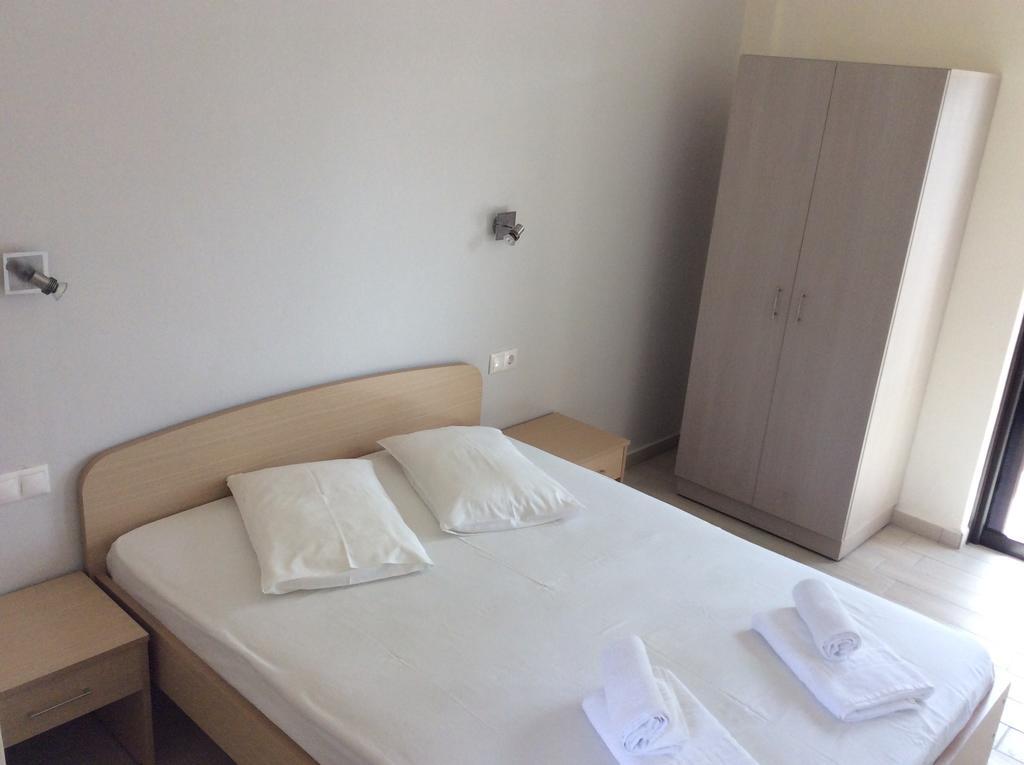 Elena Rooms Plakias Phòng bức ảnh